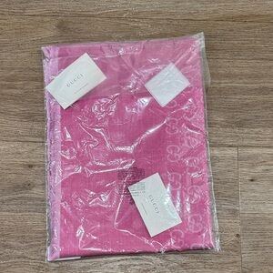 Gucci Hot Pink GG Jacquard Scarf